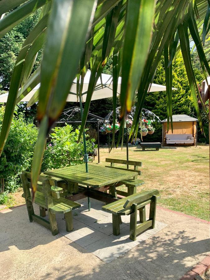 Woodpaddock Bed & Breakfast March Bagian luar foto