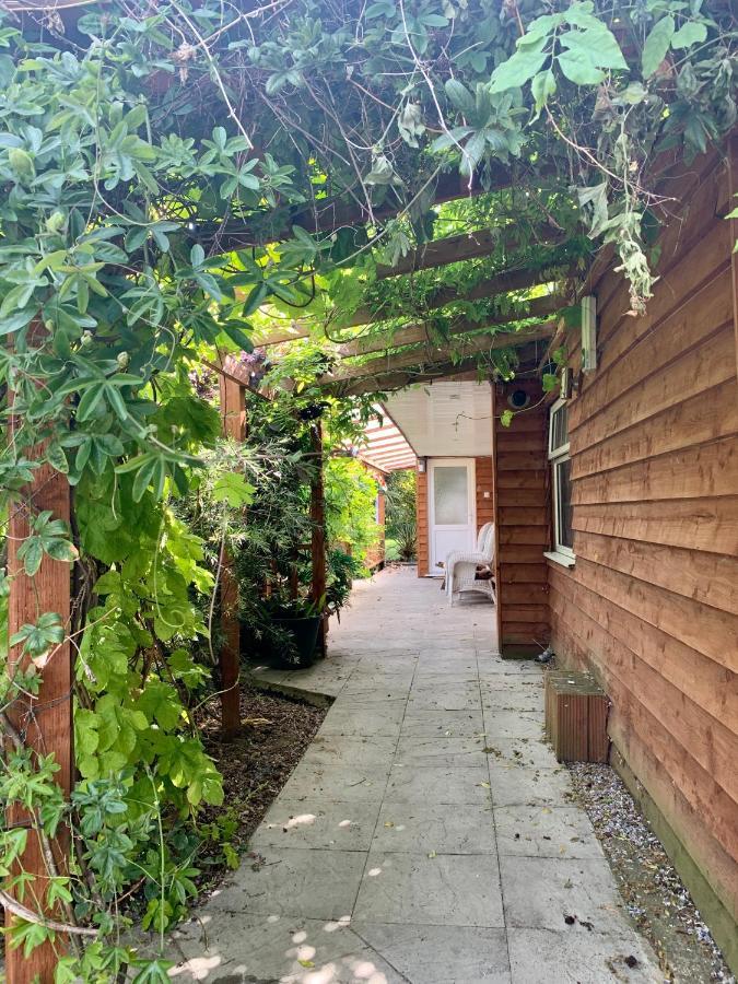 Woodpaddock Bed & Breakfast March Bagian luar foto